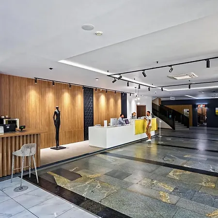 Hotel Black Sea 4*