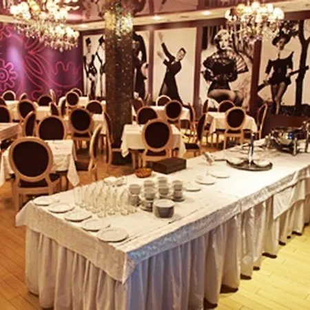 Hotel Black Sea 4*