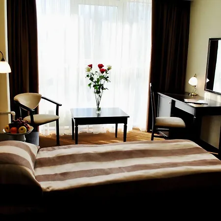Hotel Black Sea 4*