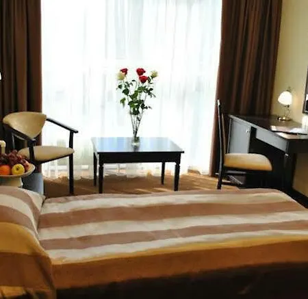 Hotel Black Sea 4*